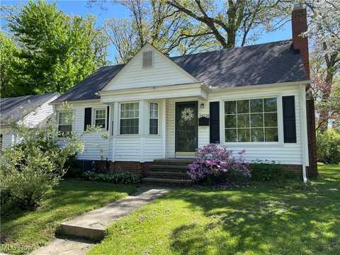 28036 W Oakland Road, Bay Village, OH 44140