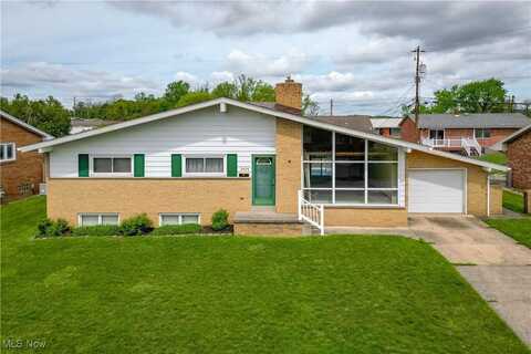 2455 Alexander Manor E, Steubenville, OH 43952