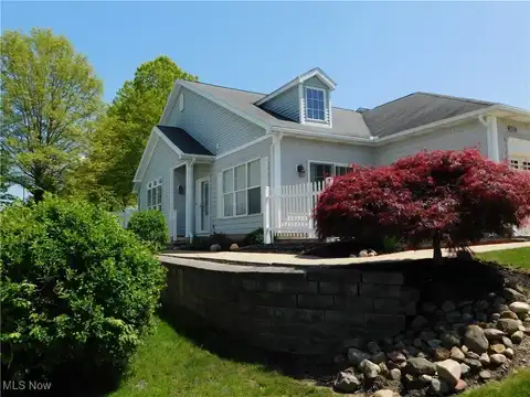 1432 Chesapeake Avenue, Louisville, OH 44641