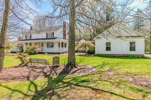14110 Caves Road, Novelty, OH 44072