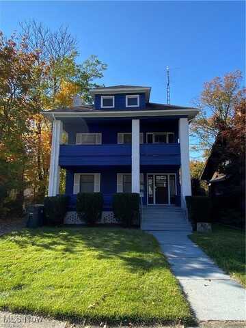 151 Bonnie Brae Avenue NE, Warren, OH 44483