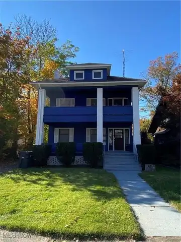 151 Bonnie Brae Avenue NE, Warren, OH 44483