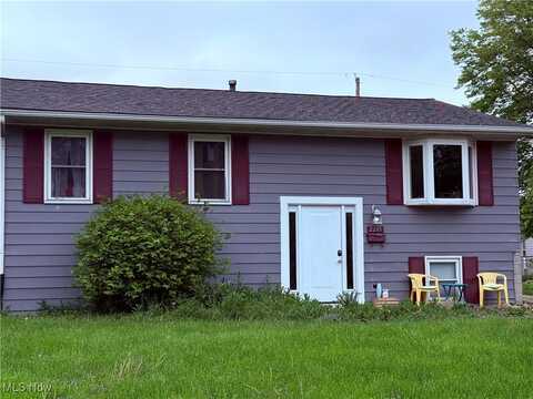 2201 Jackson Street, Lorain, OH 44052