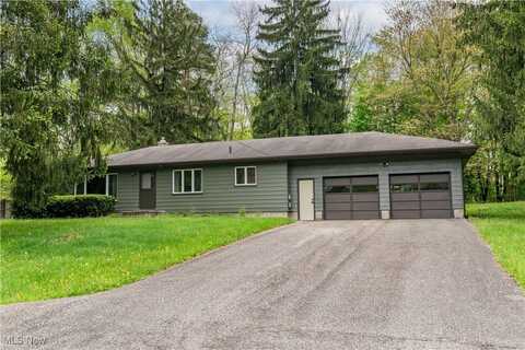 3270 Carper Avenue, Akron, OH 44312