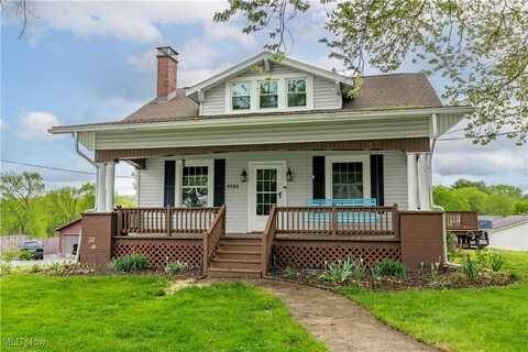 4144 Stump Avenue SW, Navarre, OH 44662