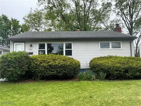 15403 Remora Boulevard, Brook Park, OH 44142
