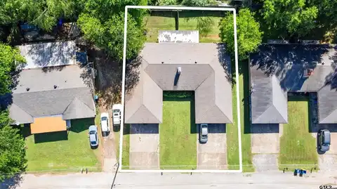 700-702 Pine Burr Ln, Kilgore, TX 75662