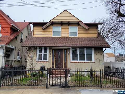 2008 47th Street, North Bergen, NJ 07047