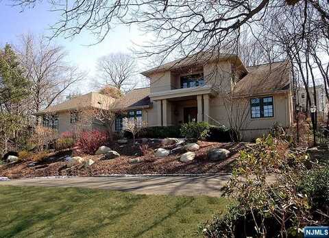 37 NELSON Place, Tenafly, NJ 07670