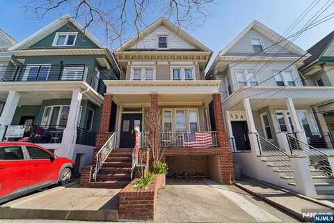 136 Shippen Street, Weehawken, NJ 07086