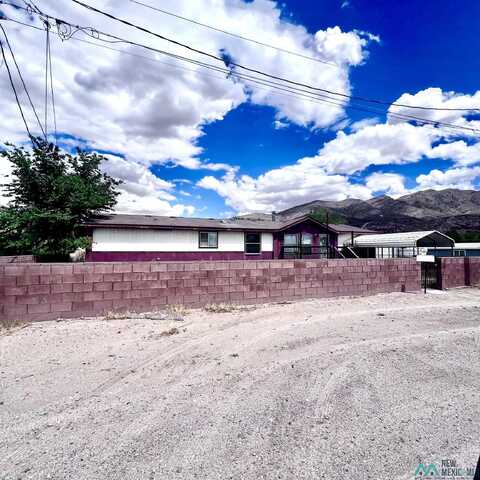 202 Ploen Street, Truth Or Consequences, NM 87901