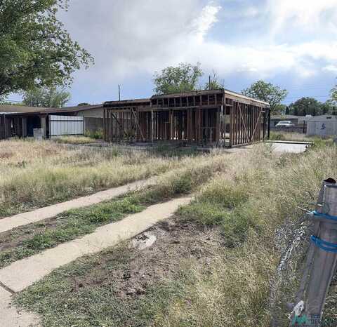 802 N Beech Avenue, Roswell, NM 88201