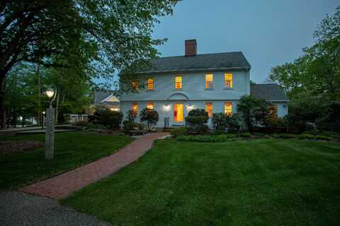45 Pine Street, Exeter, NH 03833