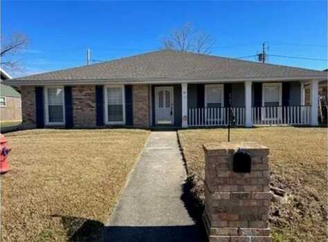 19 EDGEWOOD Drive, Destrehan, LA 70047