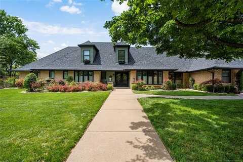 4728 S Atlanta Place, Tulsa, OK 74105