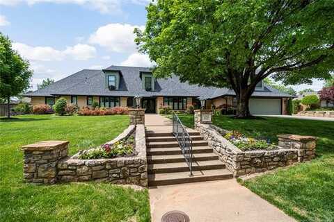 4728 S Atlanta Place, Tulsa, OK 74105