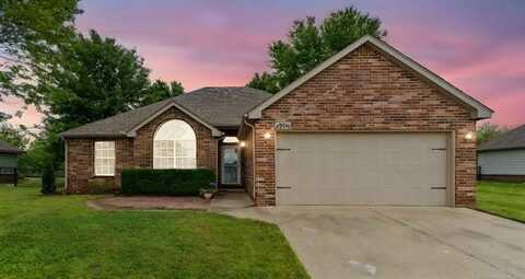 29901 E 137th Place, Coweta, OK 74429