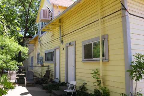 805 E Holland Avenue, Alpine, TX 79830