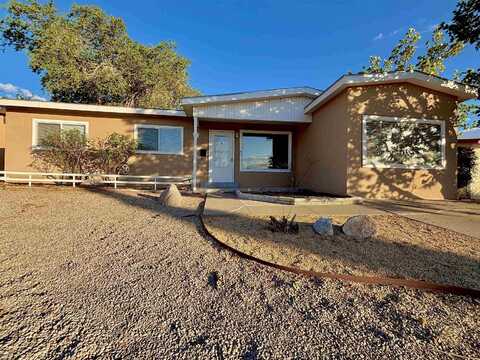 1310 Hendrix AVE, Alamogordo, NM 88310