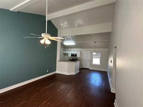 3922 University Drive, Garland, TX 75043