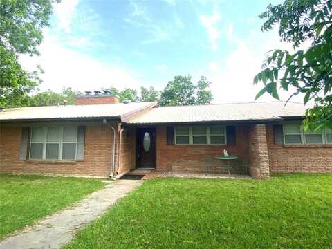 117 E Cypress Street, Cross Plains, TX 76443