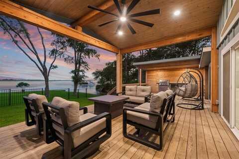 9 Southshore Circle, Star Harbor, TX 75148