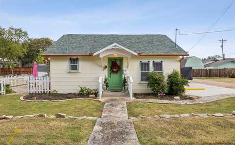 215 S Lambert Street, Granbury, TX 76048