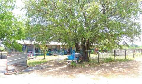 2402 Walnut, Brady, TX 76825