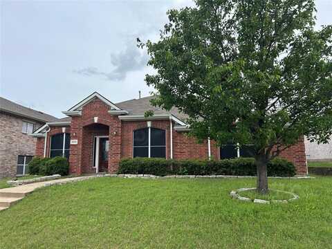 2044 Pecan Creek Drive, Mesquite, TX 75181