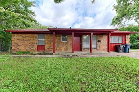 4909 Dalevale Court, Fort Worth, TX 76135