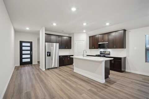 709 Whispering Winds Trail, Princeton, TX 75071