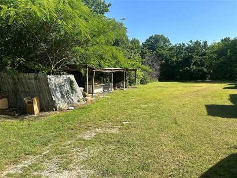 415 Elba Street, Bowie, TX 76230