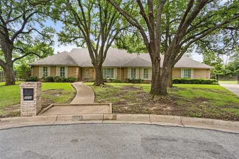 3604 Ledgeview Court, Fort Worth, TX 76109