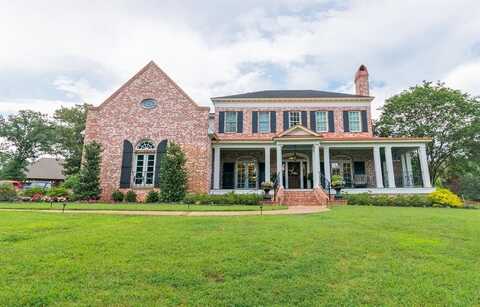 902 E South Street, Lindale, TX 75771