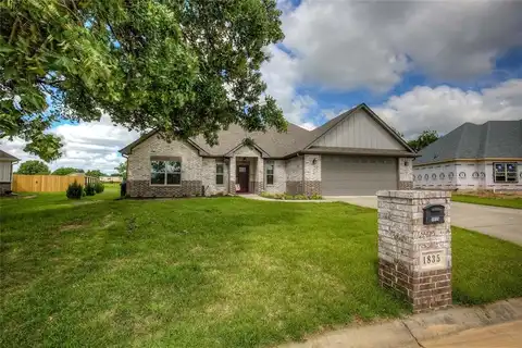 1835 Round Rock Circle, Sulphur Springs, TX 75482