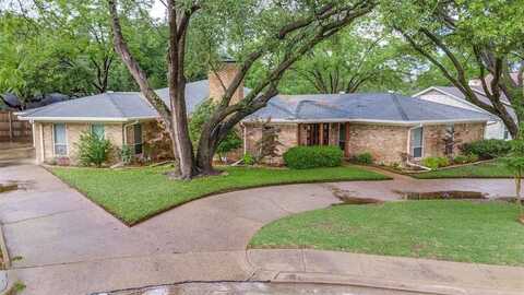 109 Tuscany Court, Irving, TX 75062