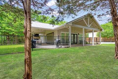 10 Holland Street, Pottsboro, TX 75076