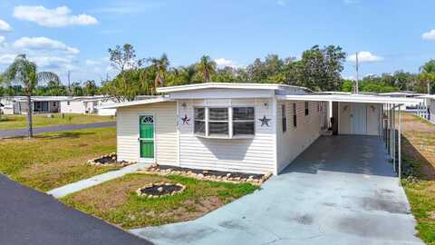 5127 Peninsula St, Zephyrhills, FL 33541