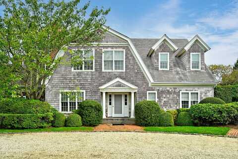 254 Captains Neck Lane, Southampton, NY 11968