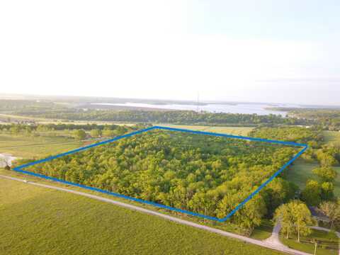 0000 East 1300 Road, Stockton, MO 65785