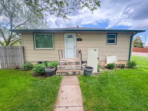 216 S Hudson, Oakley, KS 67748