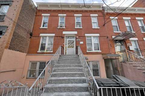 1426 30th Dr, Astoria, NY 11102