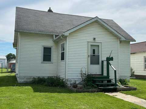252 West Court Street, Kahoka, MO 63445