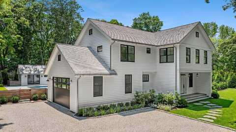 41 Montauk Avenue, Sag Harbor, NY 11937