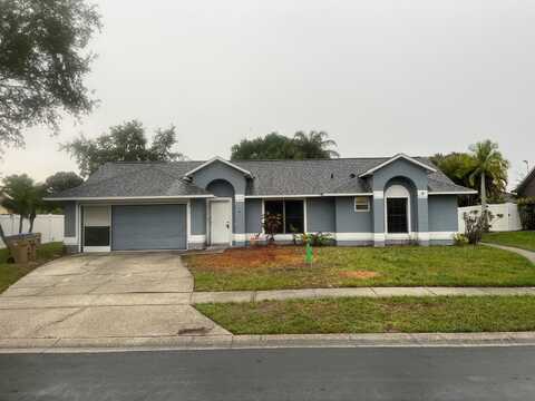 2705 Uxbridge Lane, Kissimmee, FL 34743