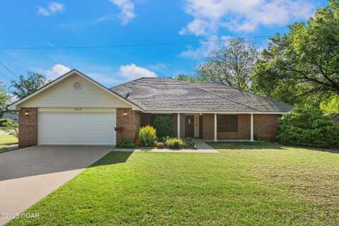 302 E 2nd Avenue, Caney, KS 67333