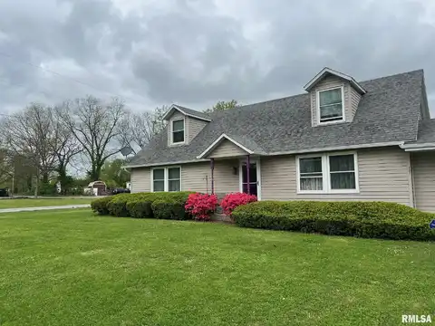 701 FORREST Street, Benton, IL 62812