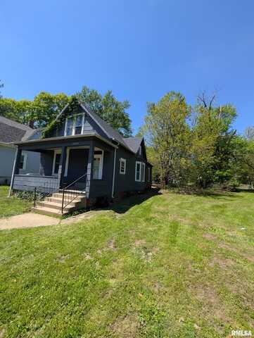 2217 NE MADISON Avenue, Peoria, IL 61603