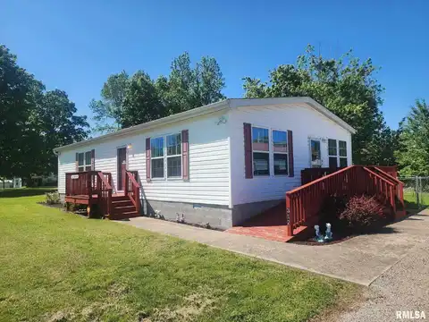 312 Beulah Street, Christopher, IL 62822