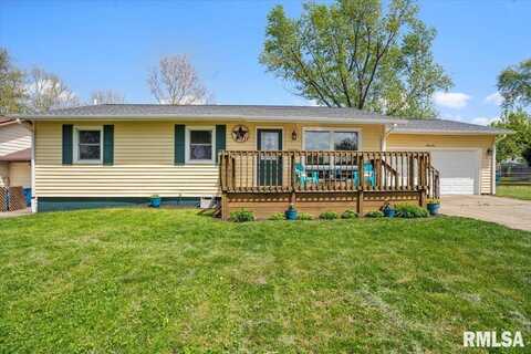 94 DOWNING Drive, Chatham, IL 62629